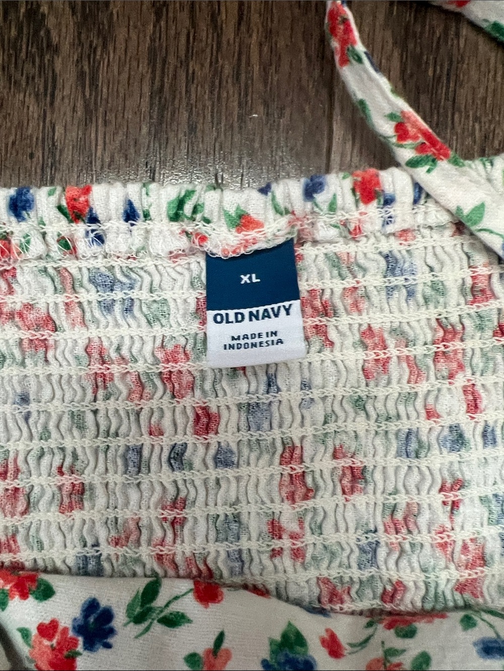 Old Navy White Floral Romper with Red & Blue Flowers - Picture 11 of 12